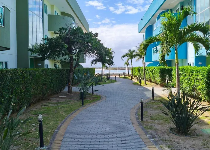 Arraial Do Cabo - Golden Lake